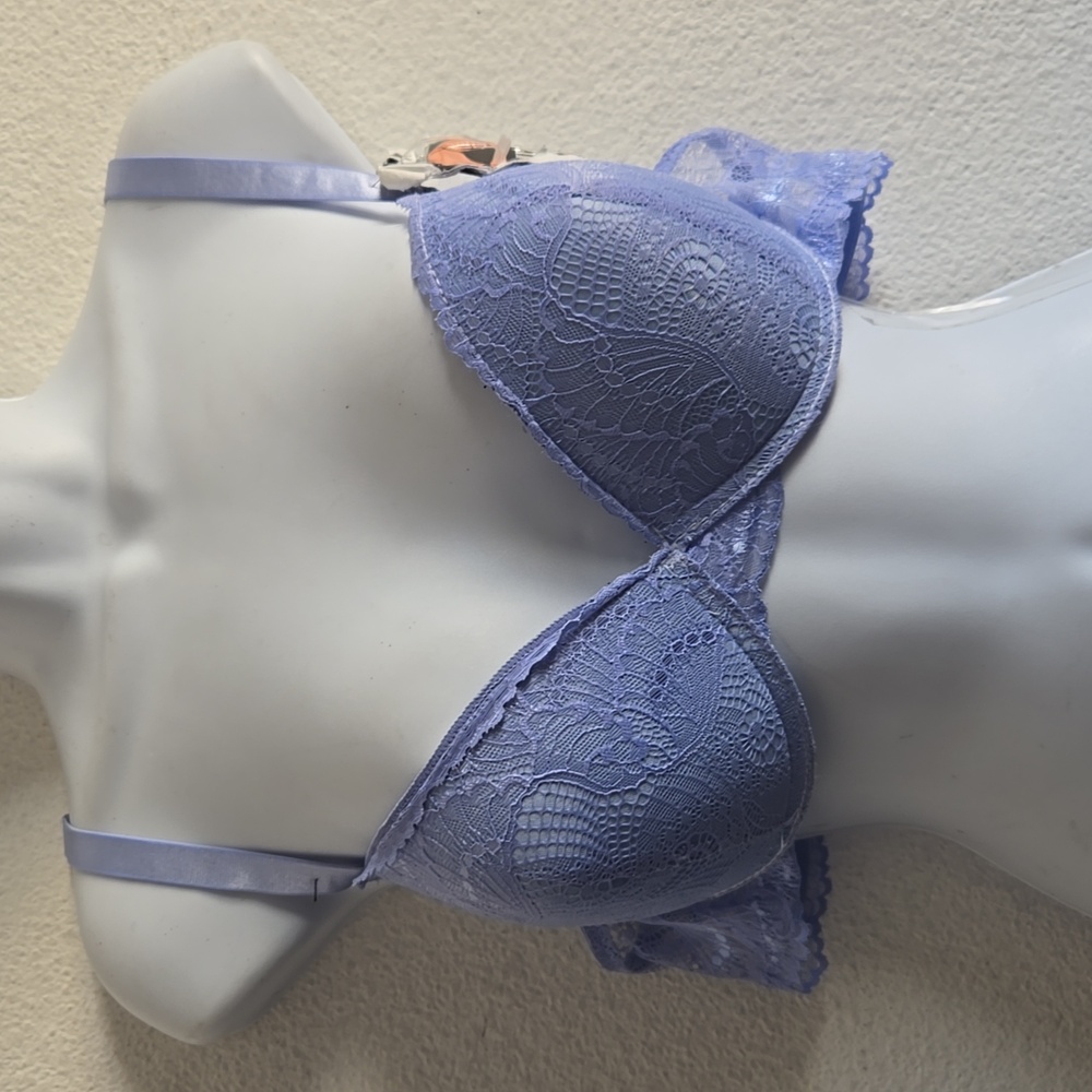 *C1 - NEW YMI SZ. 40D LAVENDAR BRA W/TAGS
